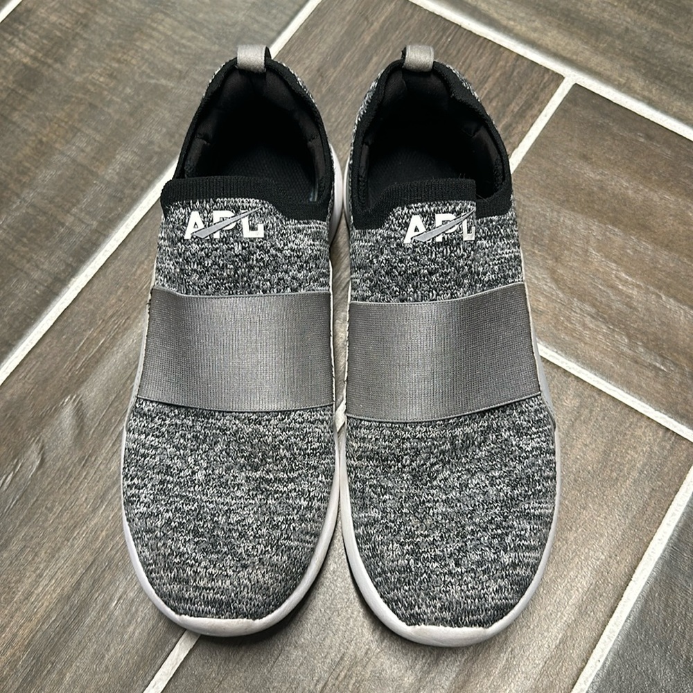 APL shoes slip on